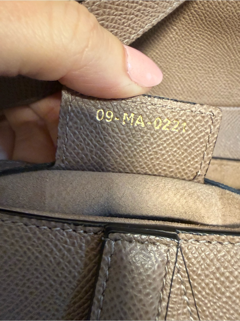 Auth Dior Saddle Shoulder Bag in Taupe, Made in Italy - Picture 16 of 16
